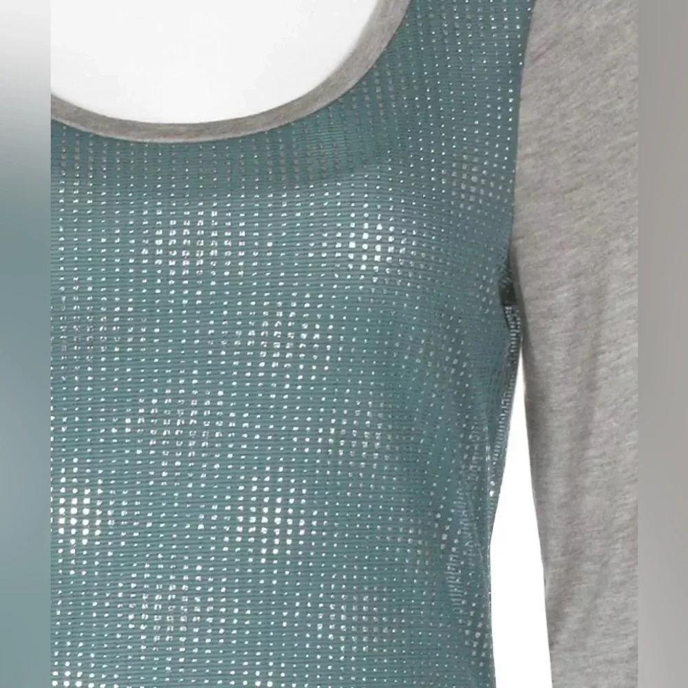 BKE Turquoise & Grey Foil 3/4 Sleeve Top ✨